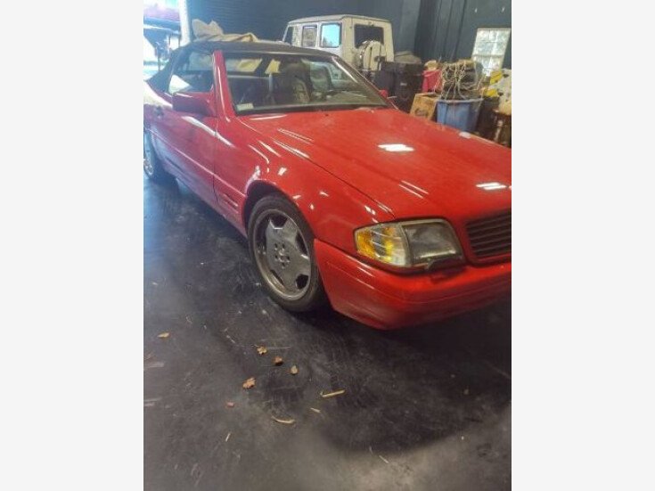 Thumbnail Photo undefined for 1996 Mercedes-Benz SL320